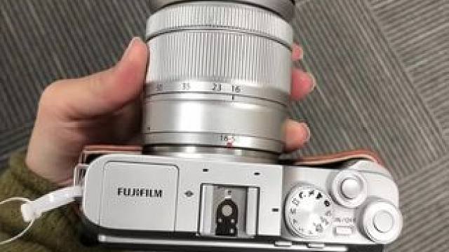 十月份买相机的听我说一句！一定别盲目跟风！ 给小白选相机一点小建议：
1.明确自己的需求，保持好理性