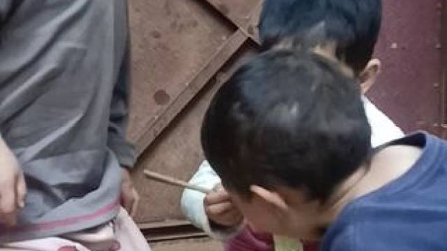 今天给孩子们煮了面条。#不挑食的乖宝宝