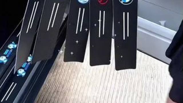 汽车门槛很容易踩脏，有了这个门槛装饰保护贴，既防刮而且脏了一擦就干净，颜值巅峰#美观实用 #专车专用