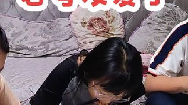 叫她带3块钱的鸡排  她给她自己花4块 #自私 #反骨叛逆小学生 #太气人了