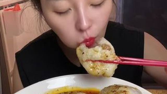 #哪些美食可以拯救没有食欲的日子 #谁懂这个视频对吃货的杀伤力#从来没吃过这么好吃的东西 #国庆吃到