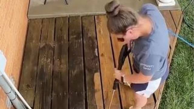 十年老宅往往采用最朴素的清洁方式！#深度清洁 #庭院清洁 #极度舒适