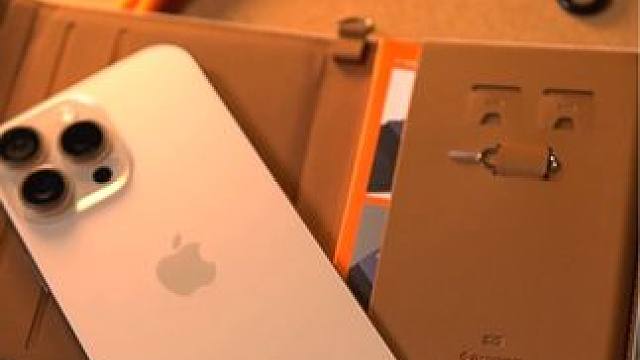 在外旅行最怕就是盗刷，这款护照夹不仅安全，颜值和手感都很不错哦#护照夹推荐 #出行必备 #钱包