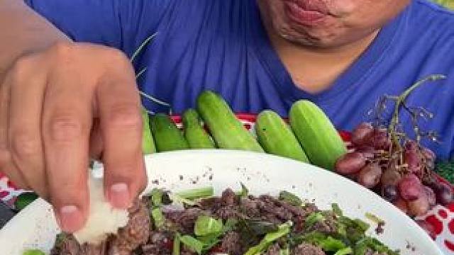 泰国大补牛胎盘 #泰国美食#泰国菜#泰国特色美食