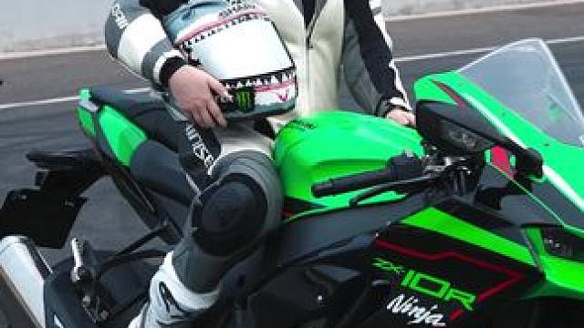 听我的，选会做饭的，不要选只会骑车的#笨蛋美女