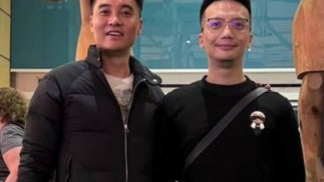 simon哥给晰姐送牛排 #王若晰