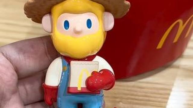 又是差遣老公买娃的一天 但是他有麦当劳吃啊！bob真的可可爱爱的～#麦当劳 #farmerbob #