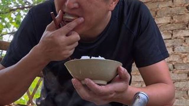 简单的食材，地道家常味，朴实的农村生活！ #晒美食是对平凡生活的热爱 #农村美食 #新农人计划202