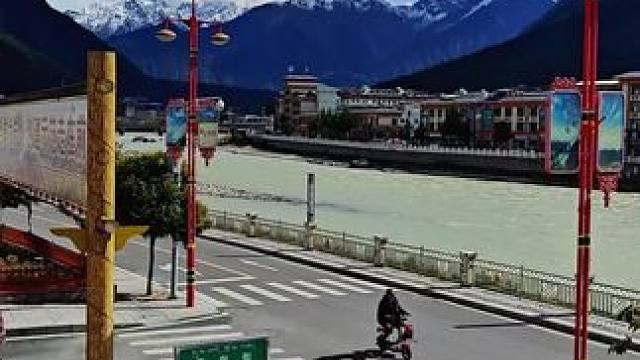 #分享在旅途发现的惊喜 #治愈系风景 #感受大自然的气息和美景 #旅行推荐官 #林芝波密