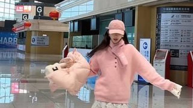 拿捏韩剧氛围感
#拿捏韩剧氛围感的大衣 #秋冬才是韩系穿搭主场 #今天穿什么 #去见你想去见的人