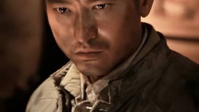 #上甘岭开播 爬山卧坑，浴血奋战。冯百胜已整装待发！#电视剧上甘岭