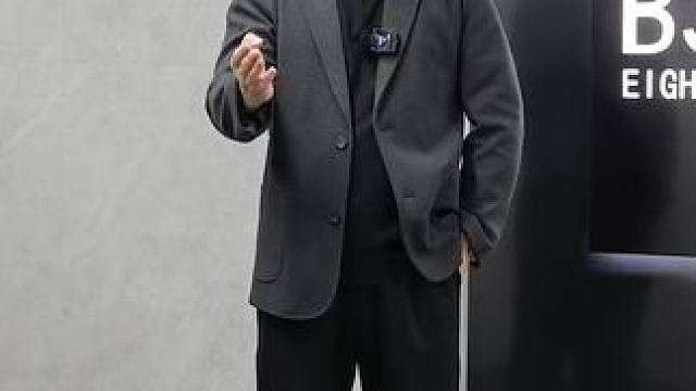 #胖男生穿搭  #气质轻熟风  #休闲西装  #穿出高级感