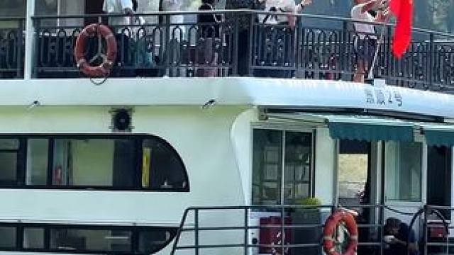 #山青水秀好风光游山逛水看风景 #就想在桂林看山山水水 #游山玩水释放心情 #旅行推荐官