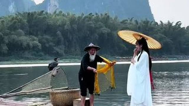 #山青水秀好风光游山逛水看风景 #就想在桂林看山山水水 #旅行推荐官