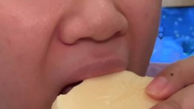 不用去哈尔滨 也能吃到超级好吃的酸奶糕啦