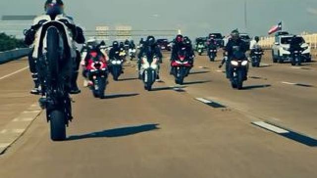 热爱机车，热爱生活，#宝马s1000rr #本田cbr1000rrr