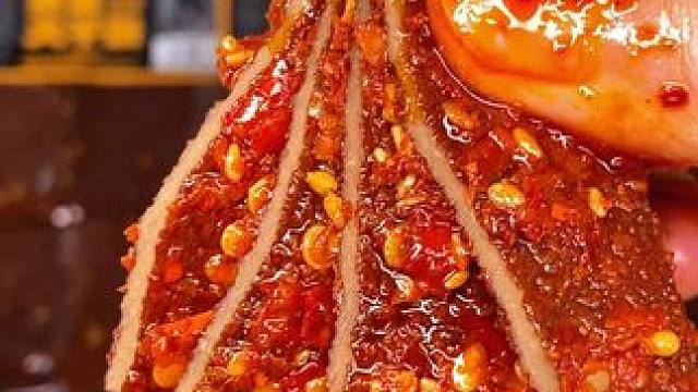 #豆干 爱吃辣豆干的宝子一定要尝尝这个！精选优质大豆和辣椒，巨辣巨香巨好吃#好吃到停不下来 #追剧小