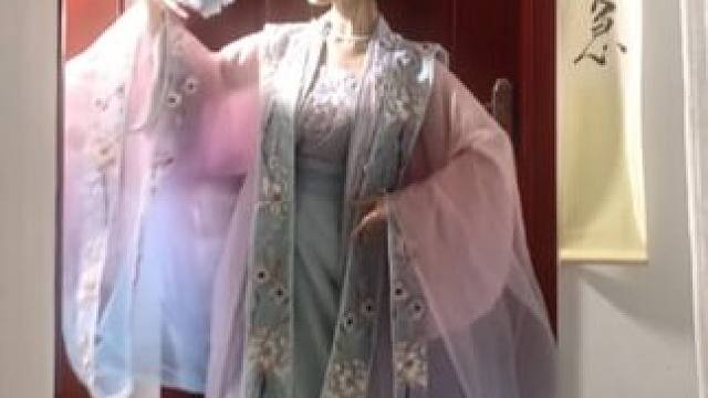 满园春色关不住～ #浅跳一下 #古典舞 #国风古韵