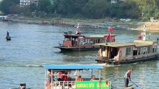 #山青水秀好风光游山逛水看风景 #就想在桂林看山山水水 #旅行推荐官