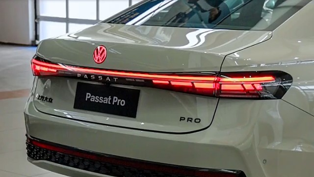 第二次感觉到白色帕萨特这么优雅！