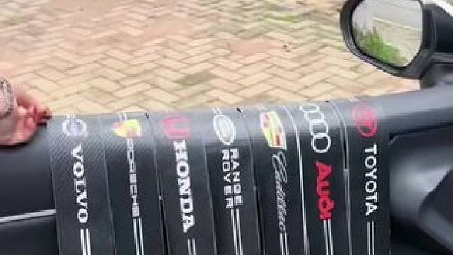 #上热门给爱车贴上这个门槛条，防刮耐磨好打理，脏了一擦就干净#专车专用 #美观防踩踏#汽车门槛条  