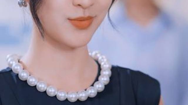 女人嫉妒闺蜜嫁的好，于是将闺蜜杀死，并整容成闺蜜的样子，将其老公占为己有