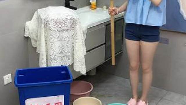 #兔耳脸盆架  可以收纳多个脸盆，家里的鞋刷都可以挂上去，还不占空间#免打孔  #小兔脸盆置物架