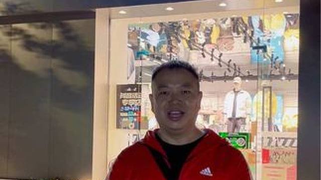 阿迪达斯 #iphone原相机 #生活有所期待 #就是因为热爱 #前奏一响拾起多少人的回忆 #河南刚