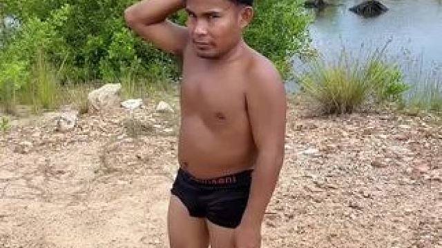 来来来来吃早餐了 #东南亚矮子