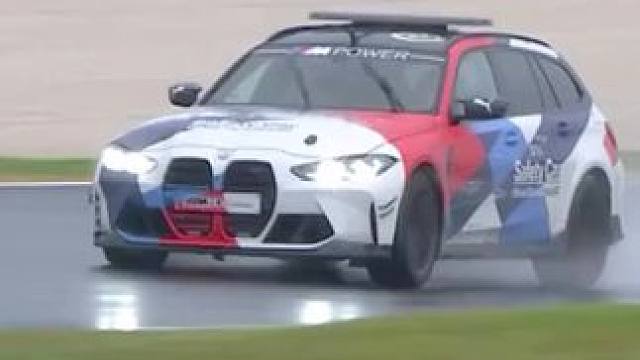 给安全车打上了P板#motogp