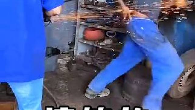 搞笑的工作瞬间 #搞笑视频 #解压视频 #看一遍笑一遍 #工作娱乐两不误 #搞笑瞬间