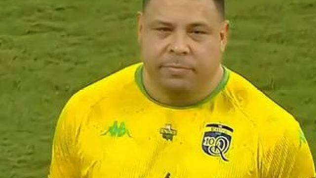 曾经的经典都已成为传奇 小罗等满载着一代球迷的青春记忆