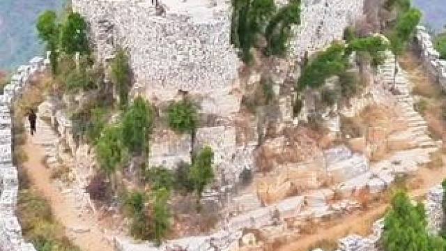 太行山传统古村寨，山河古寨，免费赏红叶，吃喝玩乐的好地方，人少景美不堵车，还可以逛古寨，上古堡。导航