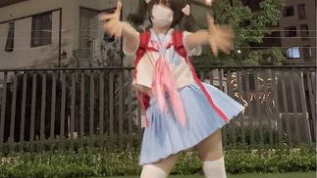 为什么这个宅舞跳起来有一种手忙脚乱小偷感…
#浅跳一下 #宅舞 #甜妹统治世界 #jk