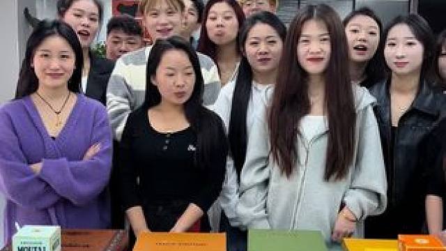 沉浸式盲盒#办公室游戏 #欢乐办公室 #趣味游戏 #办公室趣事