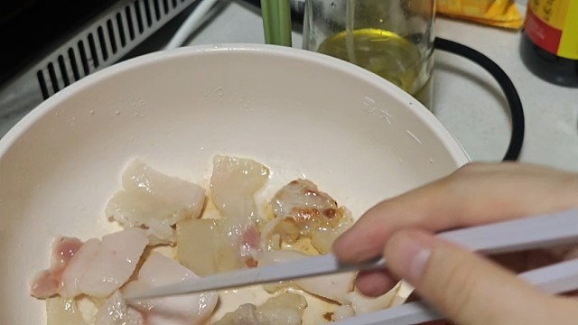 都这么辛苦了，为什么炒菜还是菜呜呜呜