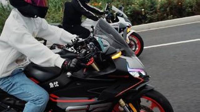 爱的多的人先变虚伪#摩托车