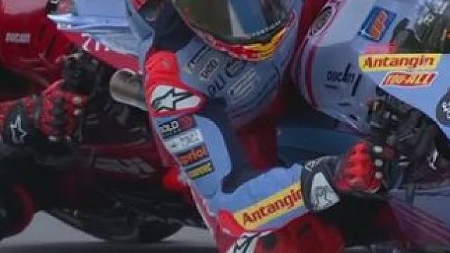 GiGi：你小子挺皮啊，不是逆风局不跑是吧？恭喜小马澳大利亚站排位赛第二名带回！老规矩，点赞评论关注