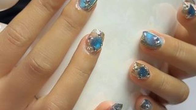 西固的朋友19.9的美甲还不赶紧冲！ #日常vlog #兰州兰州 #美甲 #美甲美睫 #西固美甲