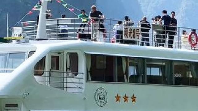 #山青水秀好风光游山逛水看风景 #就想在桂林看山山水水 #秋冬游广西正是好时节 #旅行推荐官