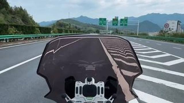 凡事看透了，人间便无趣了，该来的总会来，该走的留不住，太注重细节的人，注定不会快乐。