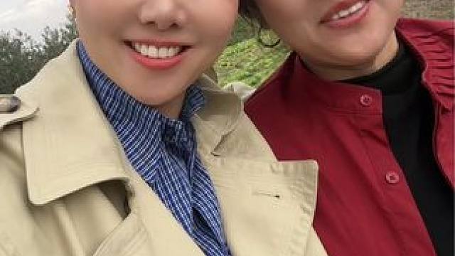 一个月没看到妈妈甚是想念 妈妈这次回来不去打工了 在家帮哥哥嫂子看孩子 ！妈妈辛苦一辈子了也该享享福