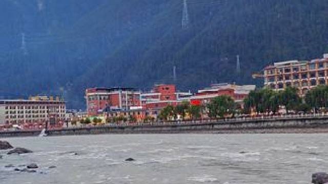 #总有一处风景能治愈心灵 #请你尽情享受仅活一次的人生 #治愈系风景 #一场大雪美如画 #感受大自然