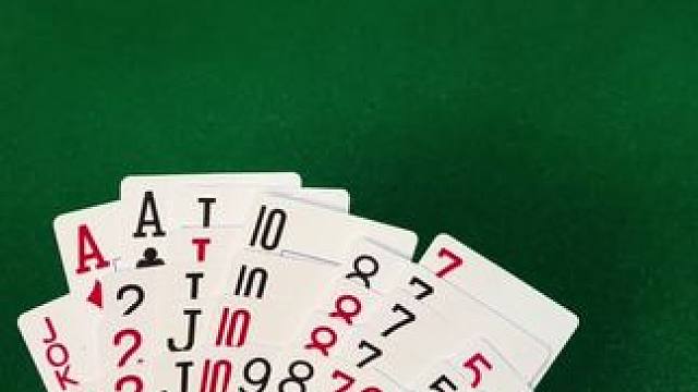 #是时候展现真正的技术了 #是时候展现真正的牌技了 #不管牌咋样气势不能输 #四人斗地主