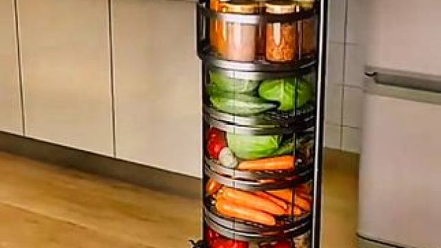 给大家推荐厨房好物圆形旋转置地蔬菜架，赶紧配备一个试试吧#懒人美食教学 #厨房收纳置物架推荐 #好物