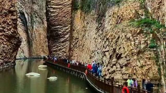 去哪儿不重要，去才重要，能陪你看风景的人，比风景更重要……