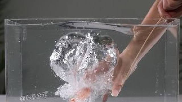 热爱科学的孩子，玩的样子都与众不同#玩转科学总比玩转手机好