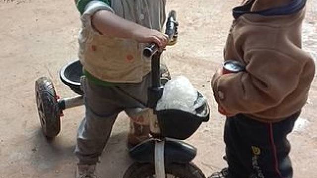 带孩子的累只有自己懂。#记录真实生活