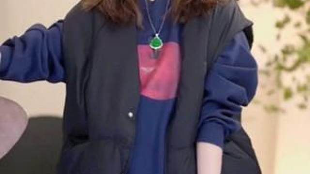 这款百搭的时尚宽松卫衣我真的推荐集美们入手一件，一个字，绝！ #谁穿谁好看系列 #穿出高级感 #每日