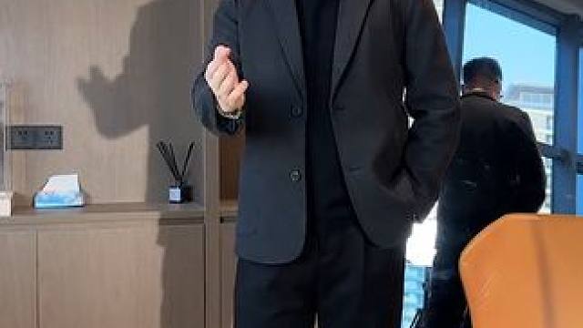 #胖男生穿搭  #轻熟穿搭  #毛呢西装  #穿出高级感